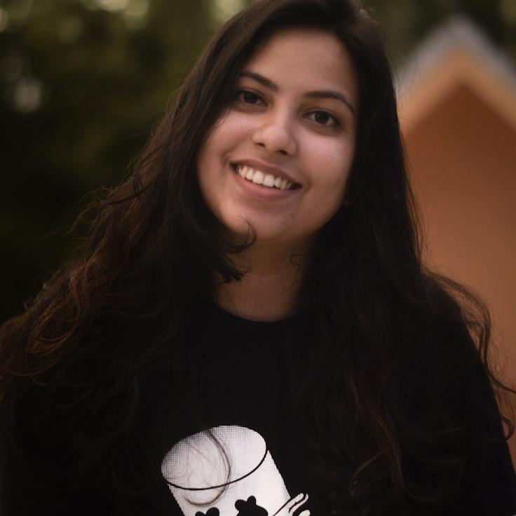 Samantha Davis